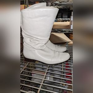 Liz Baker Women's Boots used